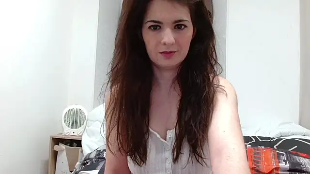 Snapshot of desirmiss1 chatting on 12, 11, 2025 desirmiss1 online show from 12, 11, 2025