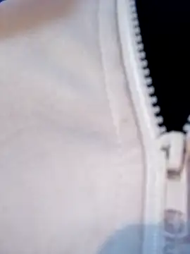 Snapshot of __valentina18 chatting on 11, 12, 2024   valentina18 online show from 11, 12, 2024