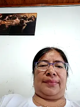 Snapshot of __valentina18 chatting on 12, 12, 2024   valentina18 online show from 12, 12, 2024