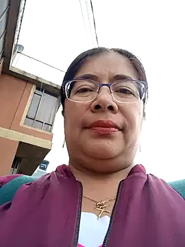 Snapshot of __valentina18 chatting on 12, 12, 2024   valentina18 online show from 12, 12, 2024