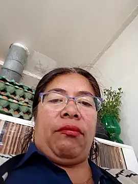 Snapshot of __valentina18 chatting on 21, 12, 2024   valentina18 online show from 21, 12, 2024