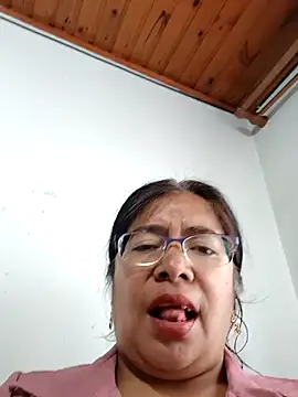 Snapshot of __valentina18 chatting on 29, 12, 2024   valentina18 online show from 29, 12, 2024