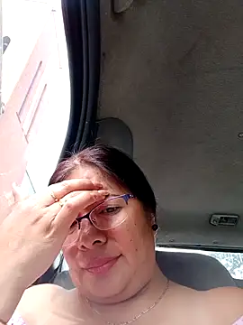 Snapshot of __valentina18 chatting on 3, 1, 2025   valentina18 online show from 3, 1, 2025