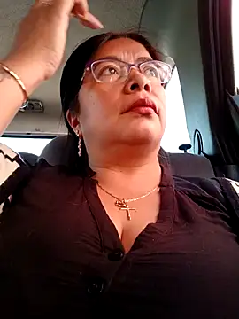 Snapshot of __valentina18 chatting on 12, 1, 2025   valentina18 online show from 12, 1, 2025