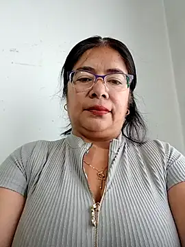 Snapshot of __valentina18 chatting on 15, 1, 2025   valentina18 online show from 15, 1, 2025