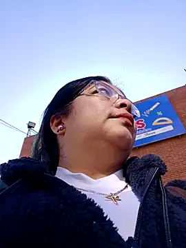 Snapshot of __valentina18 chatting on 20, 1, 2025   valentina18 online show from 20, 1, 2025