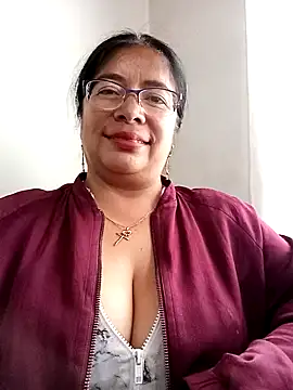 Snapshot of __valentina18 chatting on 18, 3, 2025   valentina18 online show from 18, 3, 2025