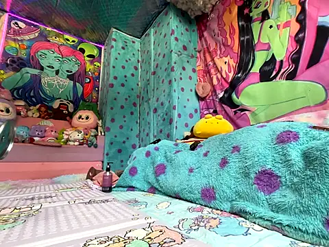 Snapshot of BABYUNICORN chatting on 26, 10, 2025 BABYUNICORN online show from 26, 10, 2025