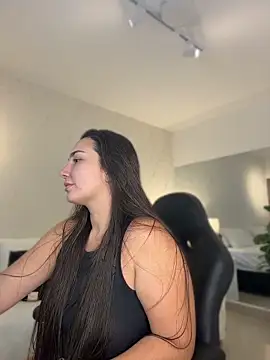 ava blue online show from 15, 4, 2026