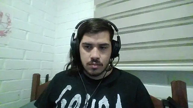 Snapshot of hung_weeb chatting on 13, 3, 2026 hung weeb online show from 13, 3, 2026