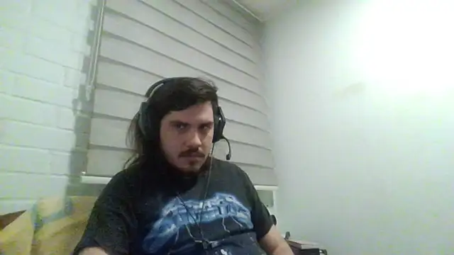 Snapshot of hung_weeb chatting on 27, 3, 2026 hung weeb online show from 27, 3, 2026