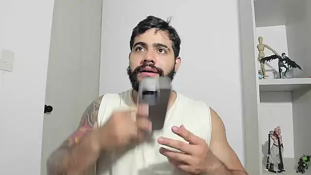 Snapshot of _Coddygold_ chatting on 2, 10, 2025 Coddygold online show from 2, 10, 2025