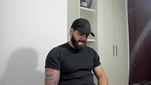 Snapshot of _Coddygold_ chatting on 9, 11, 2025 Coddygold online show from 9, 11, 2025