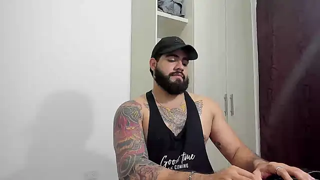 Snapshot of _Coddygold_ chatting on 12, 11, 2025 Coddygold online show from 12, 11, 2025