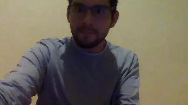 Snapshot of Tomthelong chatting on 3, 11, 2025 Tomthelong online show from 3, 11, 2025