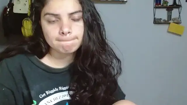 Snapshot of Nikkykora15 chatting on 26, 1, 2025 Nikkykora15 online show from 26, 1, 2025