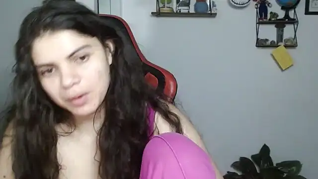 Snapshot of Nikkykora15 chatting on 22, 2, 2025 Nikkykora15 online show from 22, 2, 2025