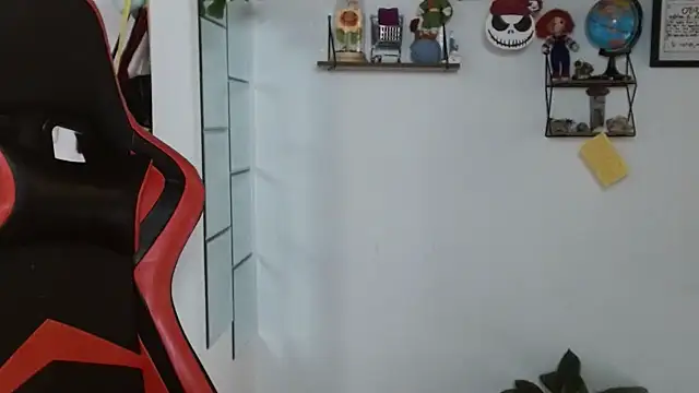 Snapshot of Nikkykora15 chatting on 22, 2, 2025 Nikkykora15 online show from 22, 2, 2025