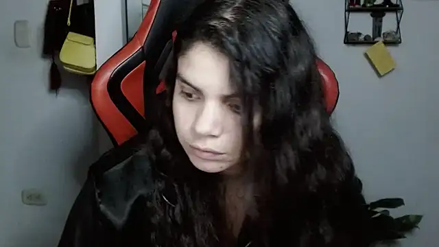 Snapshot of Nikkykora15 chatting on 25, 2, 2025 Nikkykora15 online show from 25, 2, 2025