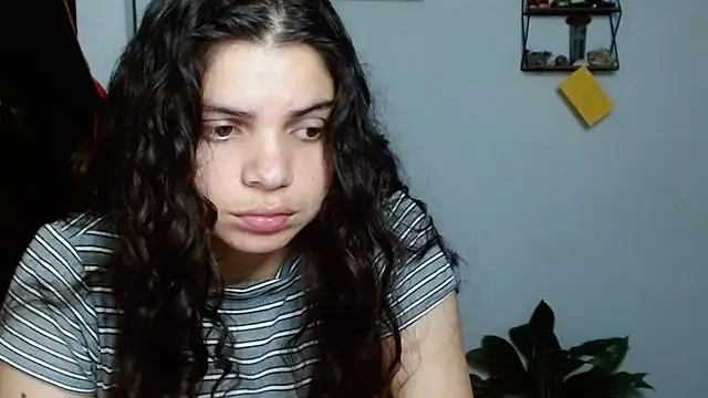 Snapshot of Nikkykora15 chatting on 26, 2, 2025 Nikkykora15 online show from 26, 2, 2025