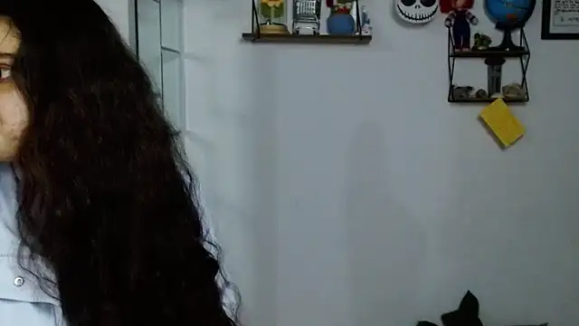 Snapshot of Nikkykora15 chatting on 28, 2, 2025 Nikkykora15 online show from 28, 2, 2025