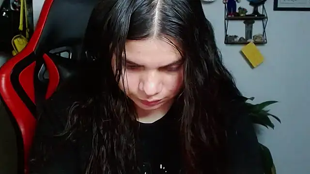 Snapshot of Nikkykora15 chatting on 22, 3, 2025 Nikkykora15 online show from 22, 3, 2025