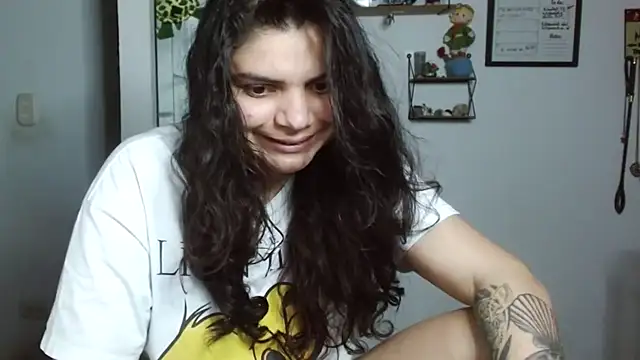 Snapshot of Nikkykora15 chatting on 9, 9, 2025 Nikkykora15 online show from 9, 9, 2025