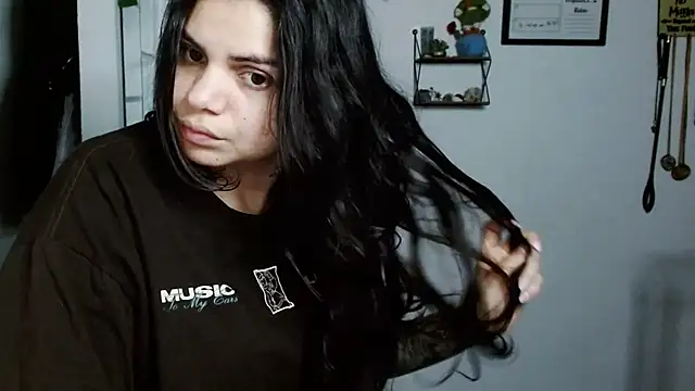 Snapshot of Nikkykora15 chatting on 16, 9, 2025 Nikkykora15 online show from 16, 9, 2025