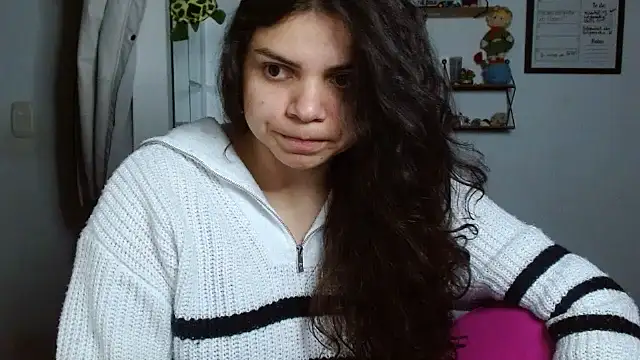 Snapshot of Nikkykora15 chatting on 24, 9, 2025 Nikkykora15 online show from 24, 9, 2025