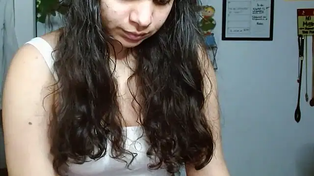 Snapshot of Nikkykora15 chatting on 1, 10, 2025 Nikkykora15 online show from 1, 10, 2025