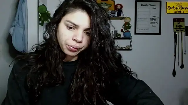 Snapshot of Nikkykora15 chatting on 3, 10, 2025 Nikkykora15 online show from 3, 10, 2025