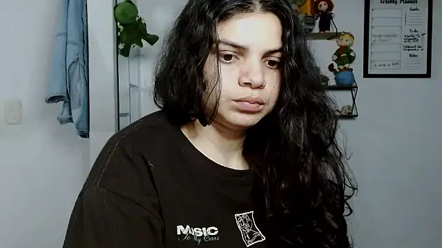 Snapshot of Nikkykora15 chatting on 5, 10, 2025 Nikkykora15 online show from 5, 10, 2025