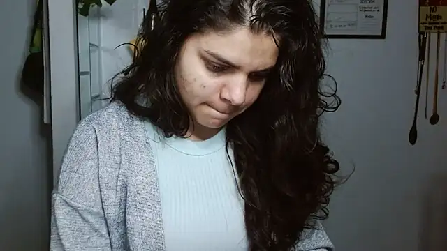 Snapshot of Nikkykora15 chatting on 8, 10, 2025 Nikkykora15 online show from 8, 10, 2025