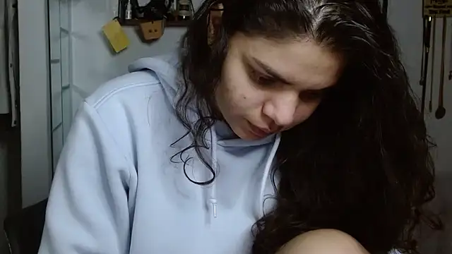 Snapshot of Nikkykora15 chatting on 21, 10, 2025 Nikkykora15 online show from 21, 10, 2025