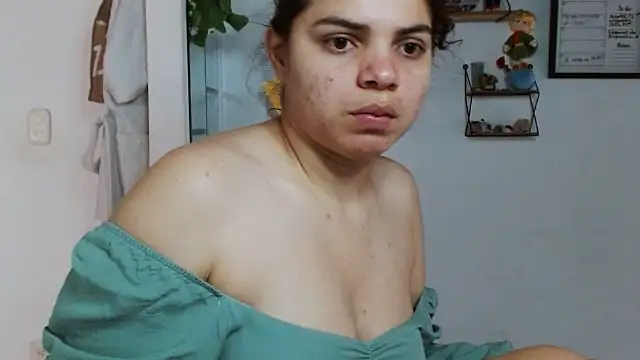 Snapshot of Nikkykora15 chatting on 21, 10, 2025 Nikkykora15 online show from 21, 10, 2025