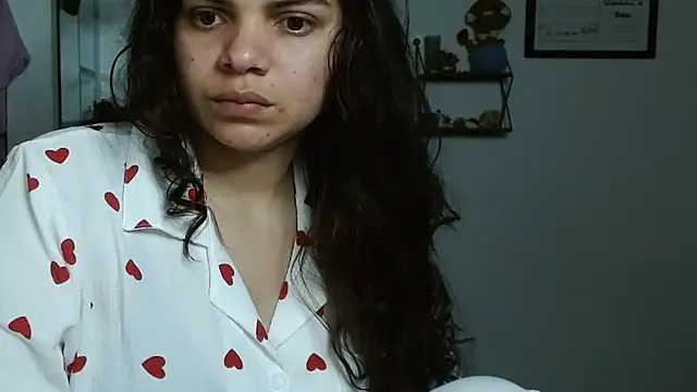 Snapshot of Nikkykora15 chatting on 28, 10, 2025 Nikkykora15 online show from 28, 10, 2025