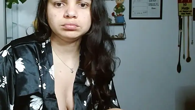 Snapshot of Nikkykora15 chatting on 2, 11, 2025 Nikkykora15 online show from 2, 11, 2025