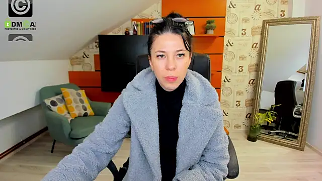 EmillyTaylor online show from 31, 1, 2025