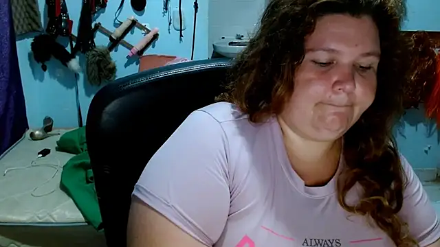 Snapshot of squirt322bbw chatting on 8, 9, 2025 squirt322bbw online show from 8, 9, 2025