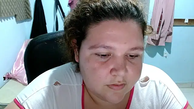 Snapshot of squirt322bbw chatting on 4, 10, 2025 squirt322bbw online show from 4, 10, 2025