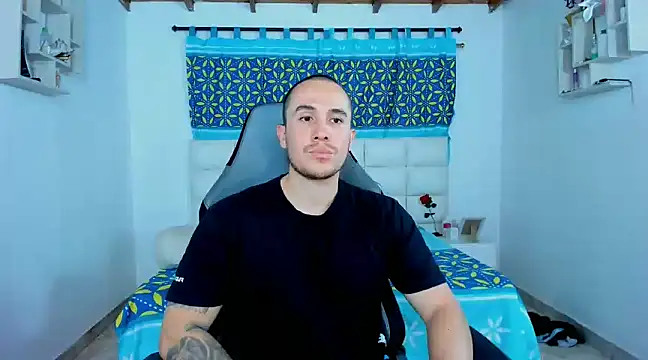 Snapshot of juan__jimenez chatting on 18, 2, 2025 juan jimenez online show from 18, 2, 2025