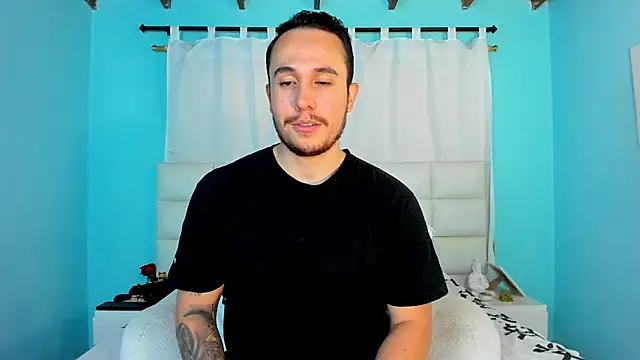 Snapshot of juan__jimenez chatting on 11, 11, 2025 juan jimenez online show from 11, 11, 2025