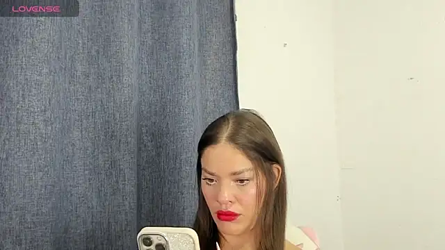 zoe69x online show from 18, 2, 2025