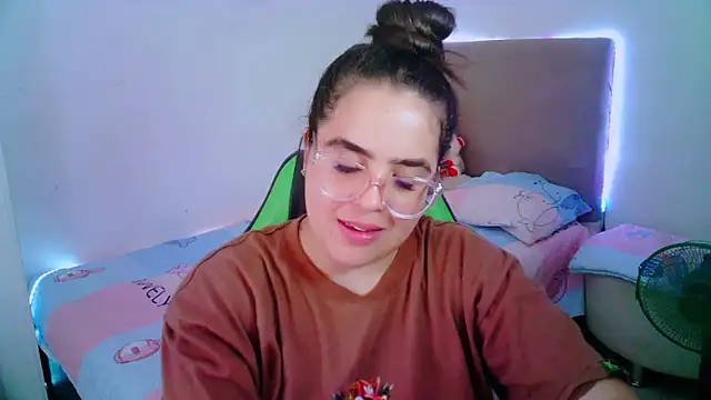  alicia z online show from 2, 2, 2025