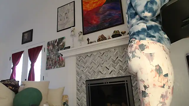 AuroraWillows online show from 27, 2, 2025