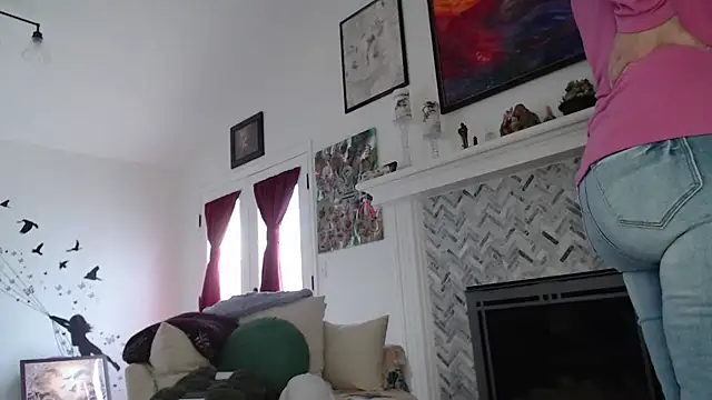 AuroraWillows online show from 15, 3, 2025