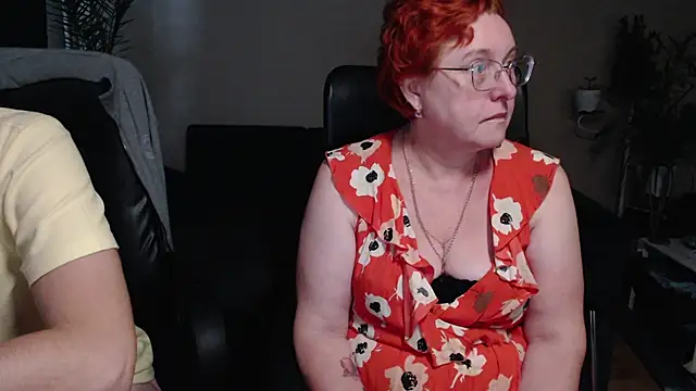 JoannaAndNeighbour online show from 17, 11, 2025