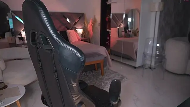 KateOwens online show from 18, 9, 2025