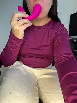 Snapshot of ImpressYouDaily chatting on 12, 11, 2025 ImpressYouDaily online show from 12, 11, 2025