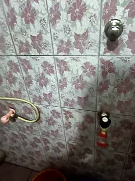 Snapshot of naughtyyboyfriend chatting on 17, 12, 2025 naughtyyboyfriend online show from 17, 12, 2025